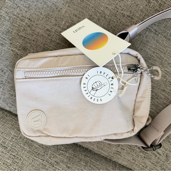 Vuori “All Around” Crossbody - Picture 2 of 3